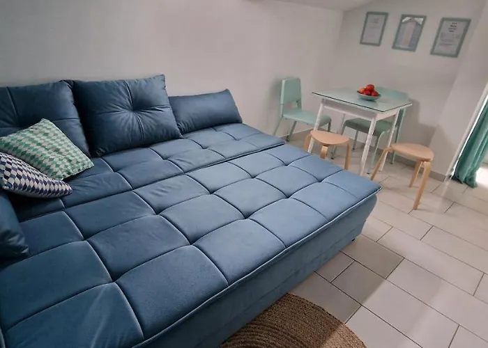 Apartmani Eladora