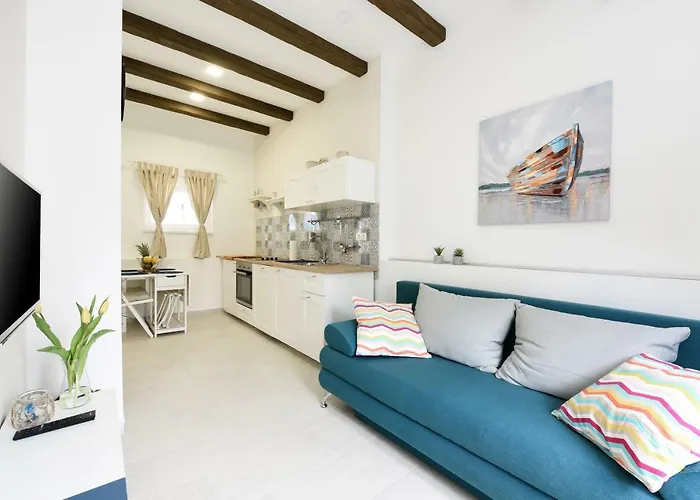 Apartmani Eladora