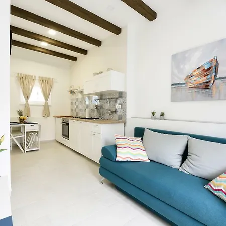 Apartmani Eladora Biograd Na Moru Exteriér fotografie