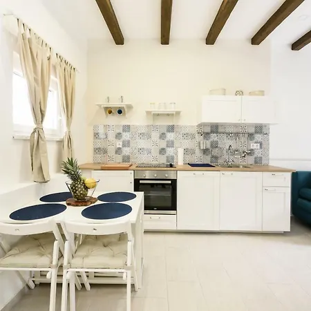 Apartmani Eladora Biograd Na Moru Exteriér fotografie